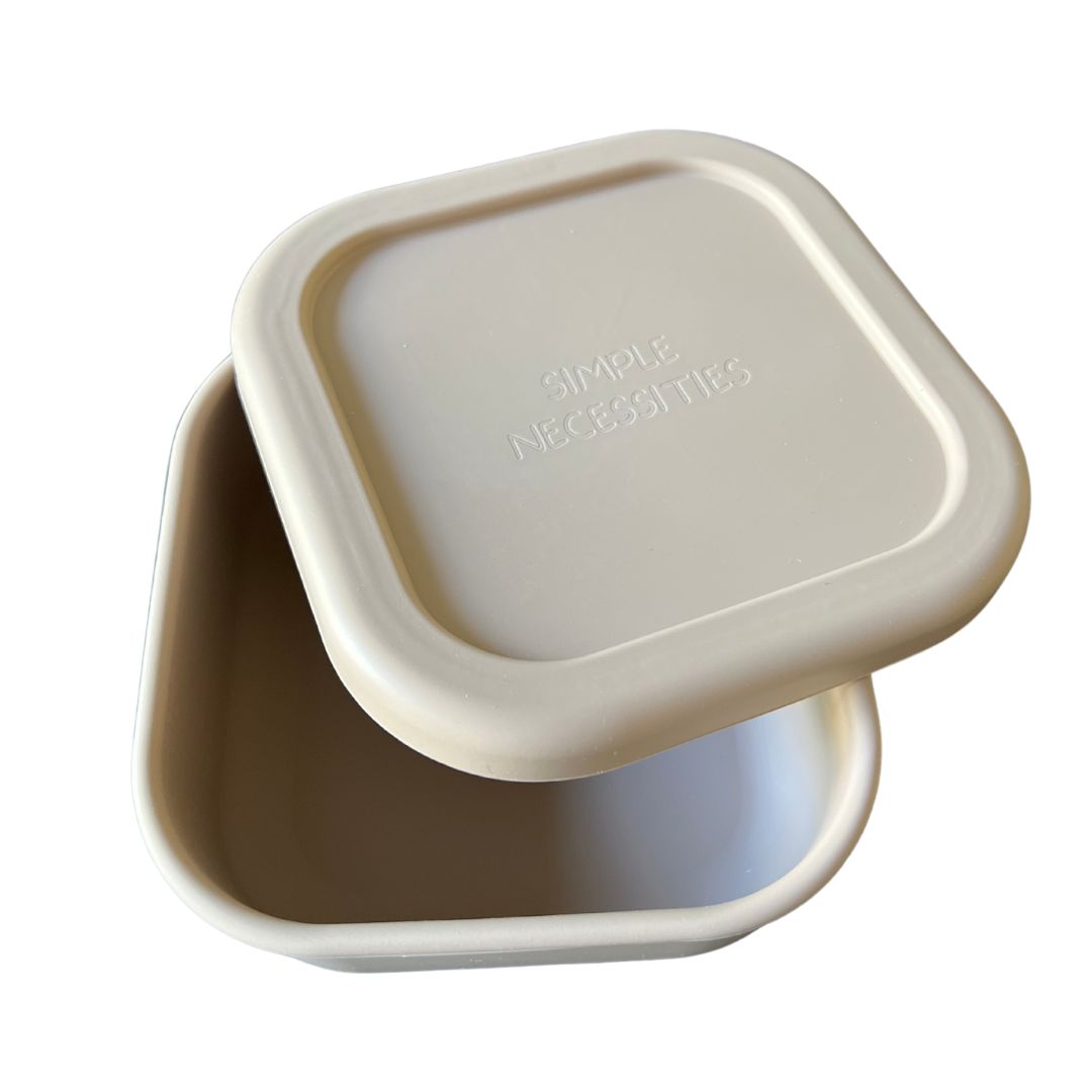 Latte Silicone container & Secure Lid