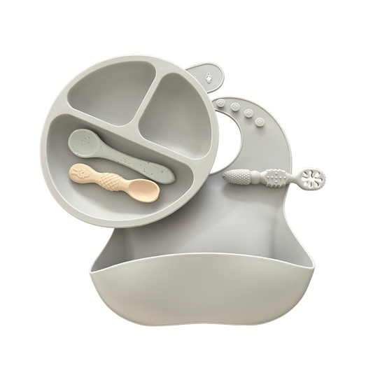 Cloudy Grey BIb, SUction Plate and set o 3 neutral development milestones self feeding spoons