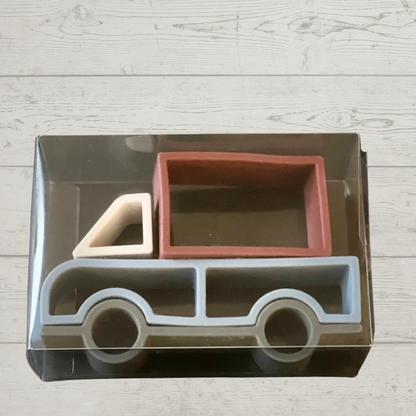 gifted silicone hi truck shelf and infant play toy